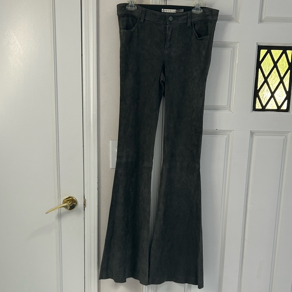 Alice + Olivia Suede Bell Pant in Charcoal Size 8